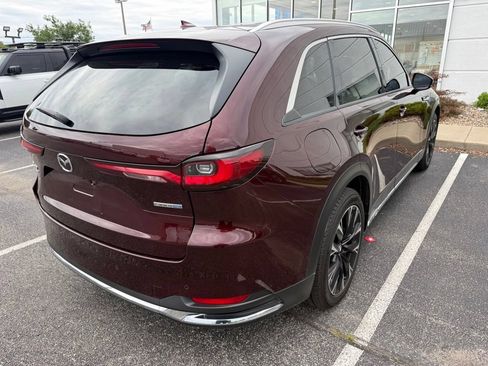 Used 2024 MAZDA CX-90 Plug-In Hybrid w/ Premium Pkg AWD/4WD image 4