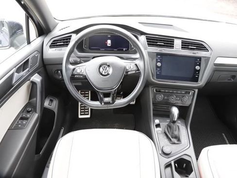 Used 2021 Volkswagen Tiguan SEL Premium R-Line AWD/4WD image 19