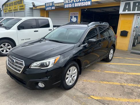 Used 2015 Subaru Outback 2.5i Premium AWD/4WD image 3