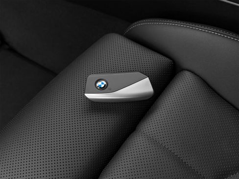Used 2026 BMW 530i RWD image 32