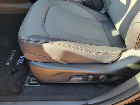 New 2026 Subaru Crosstrek 2.5i Limited w/ Crosstrek Mirror Package image 28