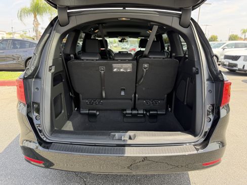 Used 2024 Honda Odyssey Sport image 10