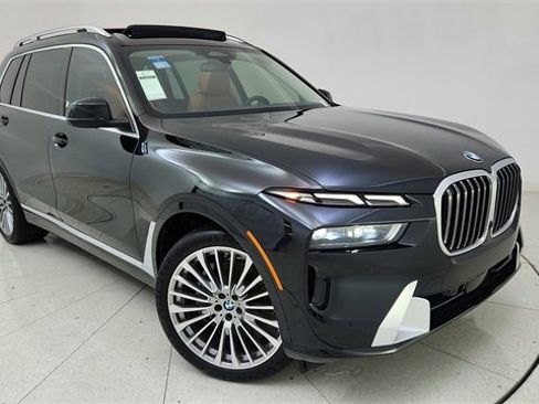Used 2025 BMW X7 xDrive40i w/ Executive Package image 1
