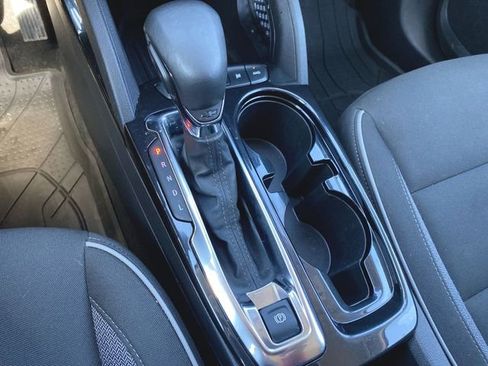 Used 2024 Chevrolet TrailBlazer LT w/ LT Cold Weather Package image 15