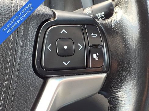 Used 2016 Toyota Sienna L image 27