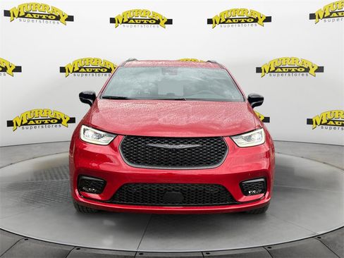 New 2026 Chrysler Pacifica Select w/ S Appearance Package image 8