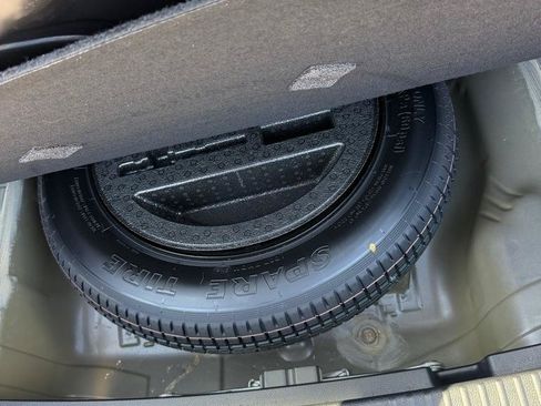Used 2019 Honda HR-V EX-L image 10