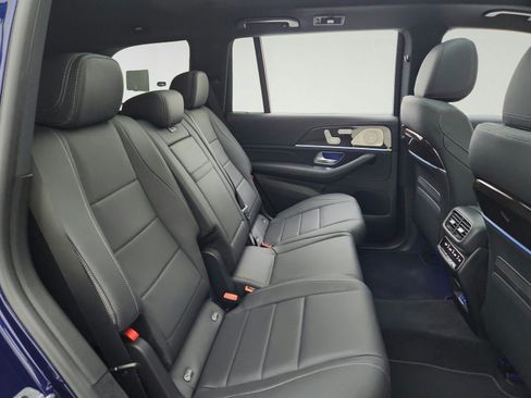 New 2026 Mercedes-Benz GLS 450 4MATIC image 29