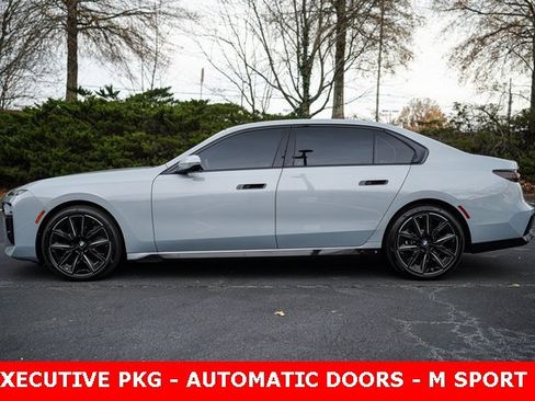 Used 2023 BMW 760i xDrive 760i xDrive w/ Executive Package image 4