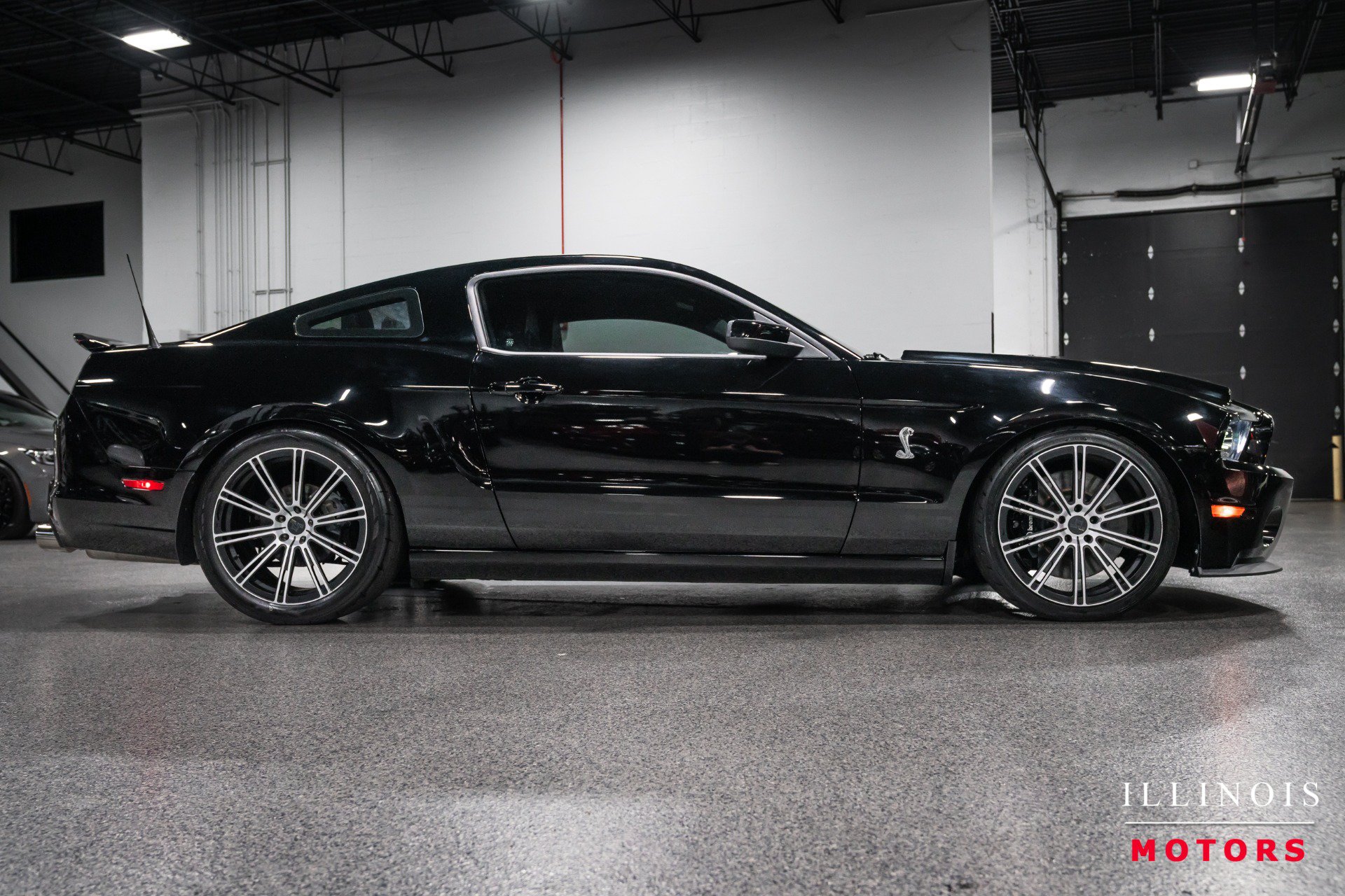 Used 2014 Ford Mustang Shelby GT500 RWD image 6