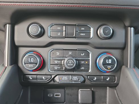 Used 2023 Chevrolet Tahoe RST w/ Luxury Package image 23