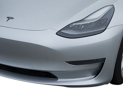 Used 2022 Tesla Model 3 Long Range AWD/4WD image 9