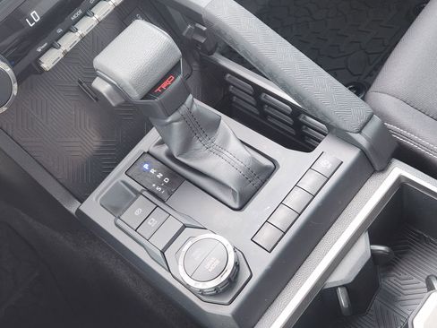 Used 2025 Toyota Tacoma TRD Sport RWD image 23