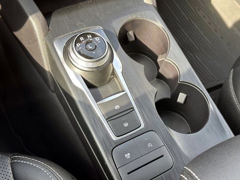 Used 2022 Ford Escape SEL image 26