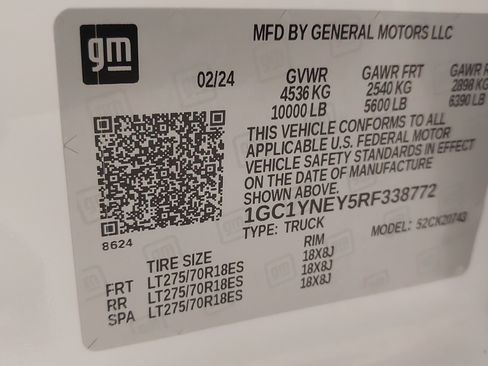 Used 2024 Chevrolet Silverado 2500 LT AWD/4WD image 44
