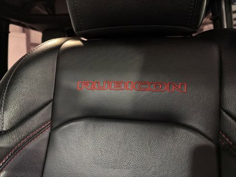 Used 2020 Jeep Wrangler Unlimited Rubicon image 25