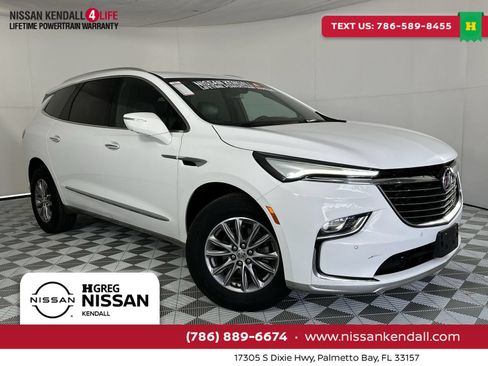 Used 2024 Buick Enclave Premium AWD/4WD image 1