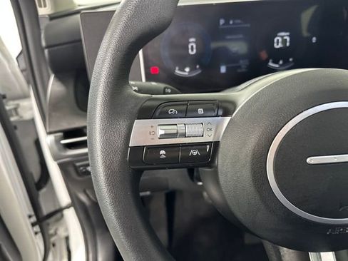 Certified 2025 Hyundai Tucson SE image 15