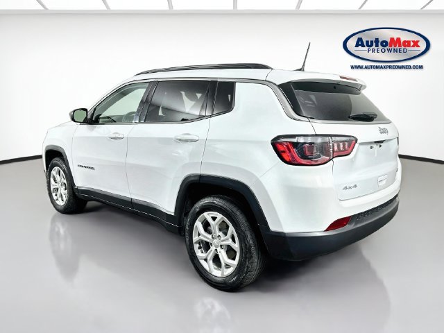 Used 2024 Jeep Compass Latitude AWD/4WD image 5