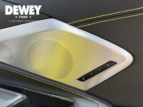 Used 2022 Chevrolet Corvette Stingray Premium Conv w/ Z51 Performance Package RWD image 32