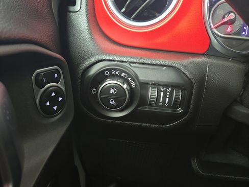 Certified 2020 Jeep Gladiator Rubicon image 31