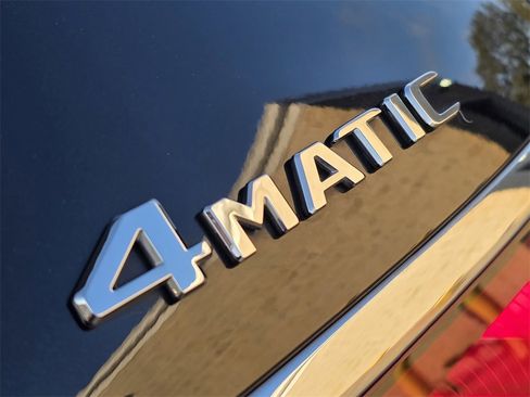 Used 2025 Mercedes-Benz GLS 450 4MATIC image 8