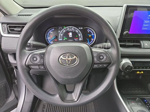 Certified 2025 Toyota RAV4 XLE w/ Convenience Package AWD/4WD image 13