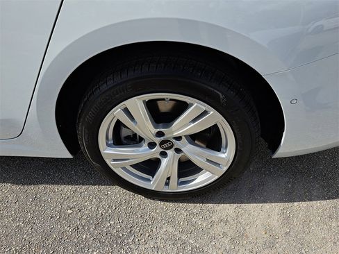 New 2025 Audi A5 2.0T Premium image 9