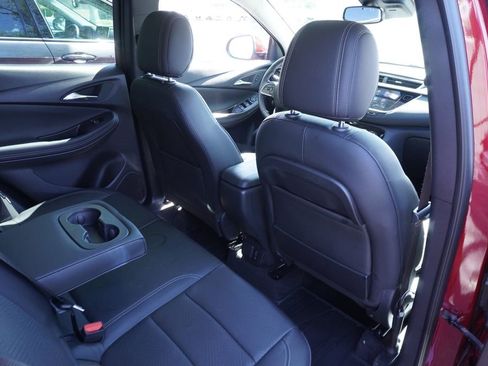 Certified 2023 Buick Encore GX Essence w/ Experience Buick Package FWD image 10