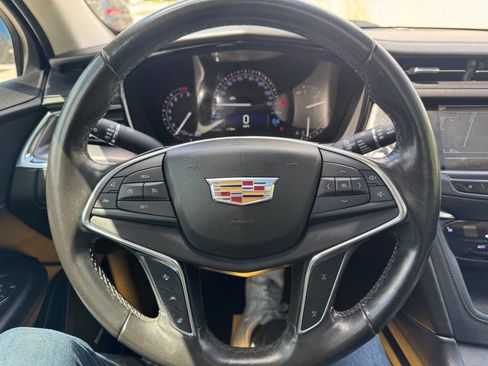Used 2019 Cadillac XT5 Luxury AWD/4WD image 15