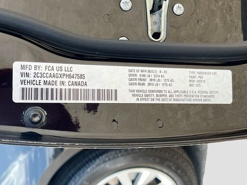 Used 2023 Chrysler 300 Touring RWD image 30