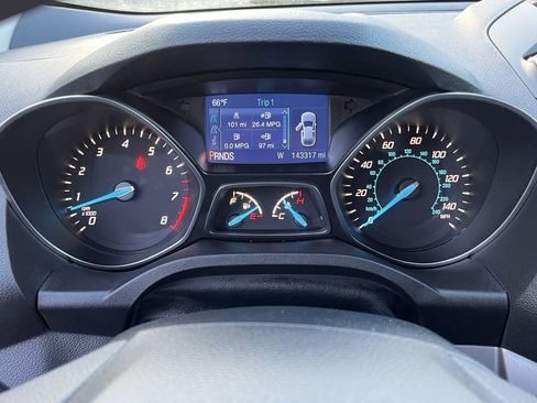 Used 2015 Ford Escape SE AWD/4WD image 19