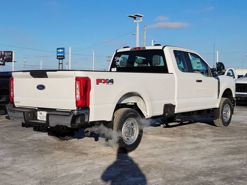 New 2026 Ford F250 XL w/ FX4 Off-Road Package image 4