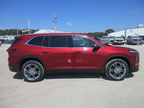 New 2026 Buick Enclave Preferred image 3