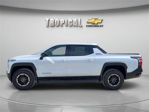 New 2026 Chevrolet Silverado EV Trail Boss image 2
