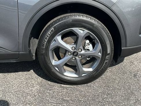 Used 2025 Ford Escape ST-Line AWD/4WD image 9