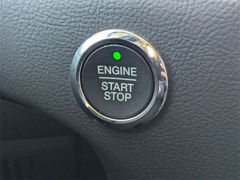 Used 2022 Ford Edge SEL w/ Sport Appearance Package image 22