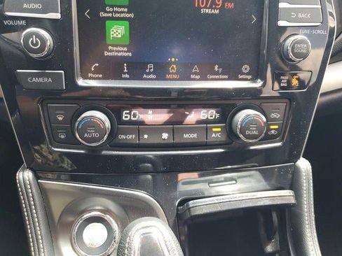 Used 2020 Nissan Maxima 3.5 SL w/ Floor Mat Group FWD image 27
