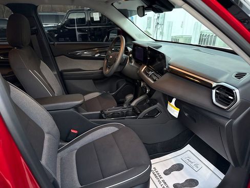 Used 2026 Chevrolet TrailBlazer LT image 11