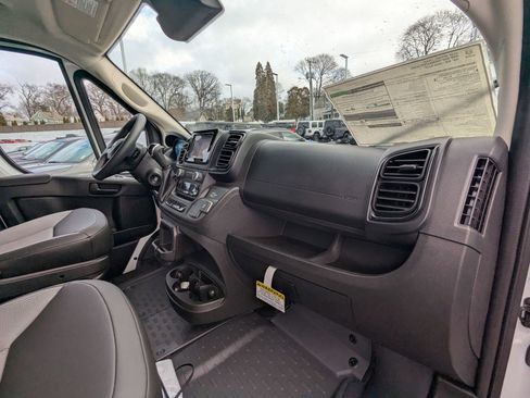 New 2026 RAM ProMaster 2500 w/ Convenience Group image 21