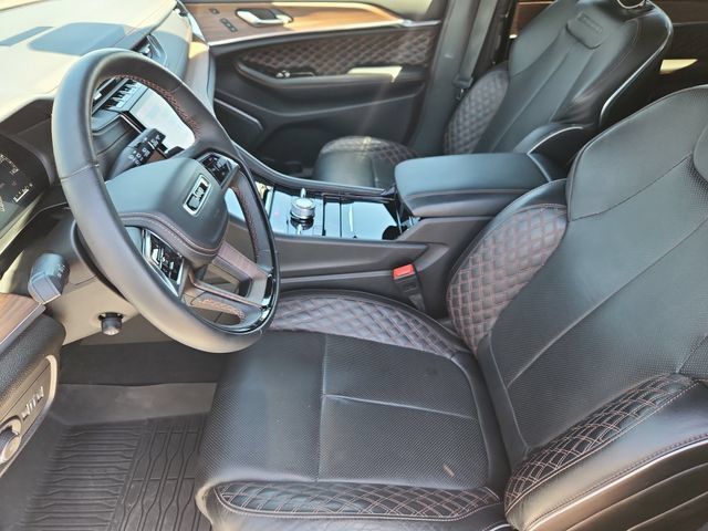 Used 2024 Jeep Grand Cherokee L Summit w/ Advanced Protech Group IV AWD/4WD image 14