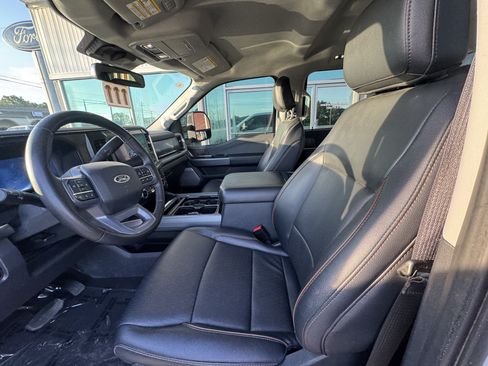 Used 2026 Ford F250 Lariat AWD/4WD image 7