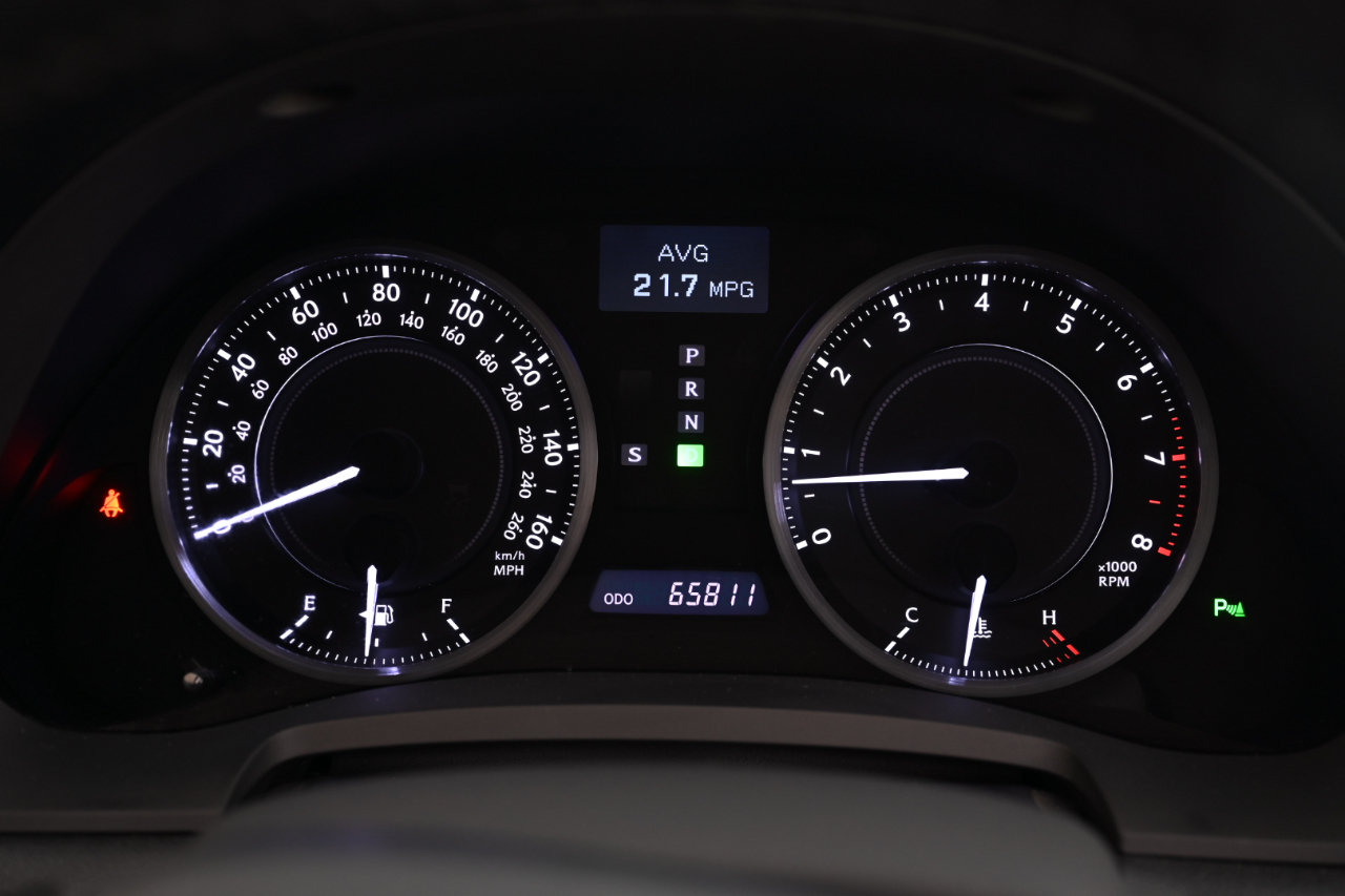Used 2012 Lexus IS 350C w/ Luxury Pkg RWD image 46