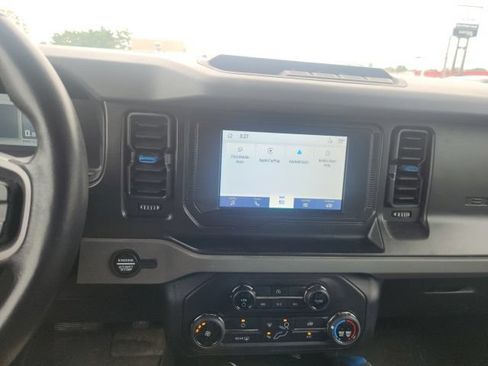 Used 2022 Ford Bronco Black Diamond AWD/4WD image 8