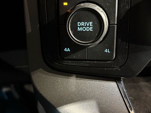 Used 2023 Ford F150 Lariat AWD/4WD image 65