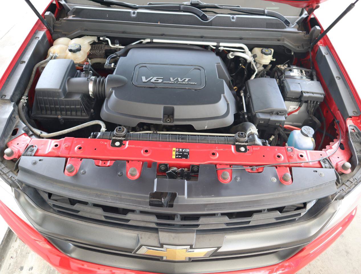 Used 2015 Chevrolet Colorado Z71 AWD/4WD image 12