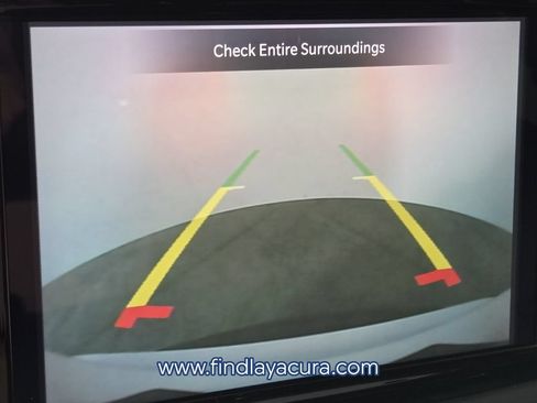 Used 2024 Chrysler Pacifica Touring-L FWD image 25