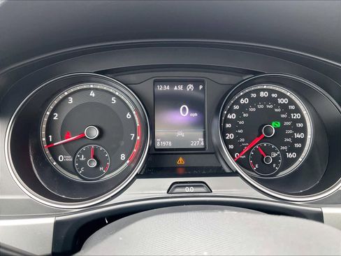 Used 2021 Volkswagen Atlas SE image 25