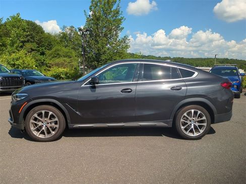 Used 2022 BMW X6 xDrive40i w/ Premium Package image 6