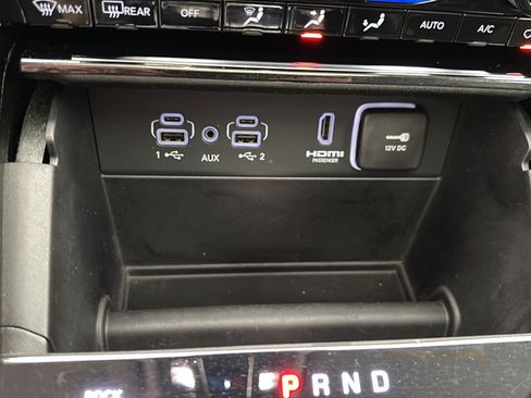 Used 2023 Jeep Grand Cherokee 4WD 4xe image 23